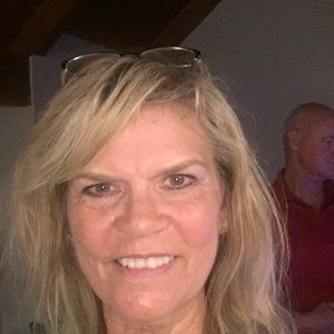 Meet your Posher, Michele